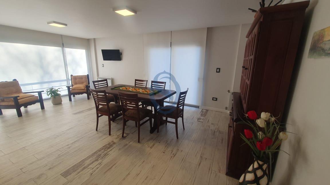 Alquiler 12 meses - Departamento moderno de 3 ambientes con terraza